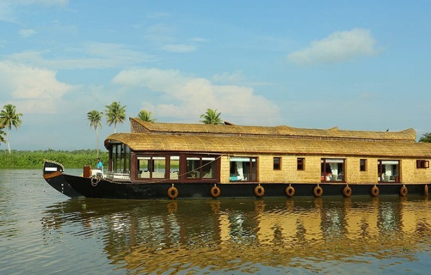 Ultra Luxury Houseboat