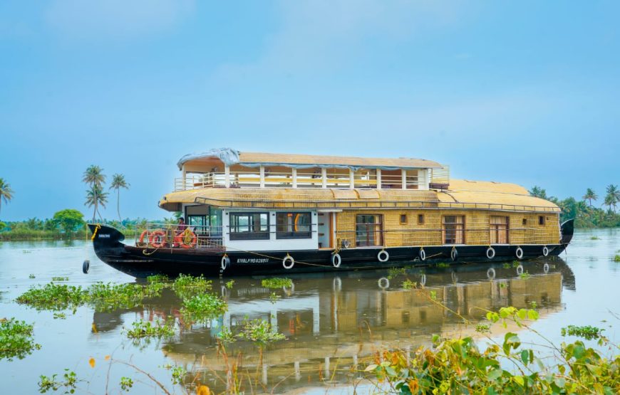 Superior Rooms in Houseboats