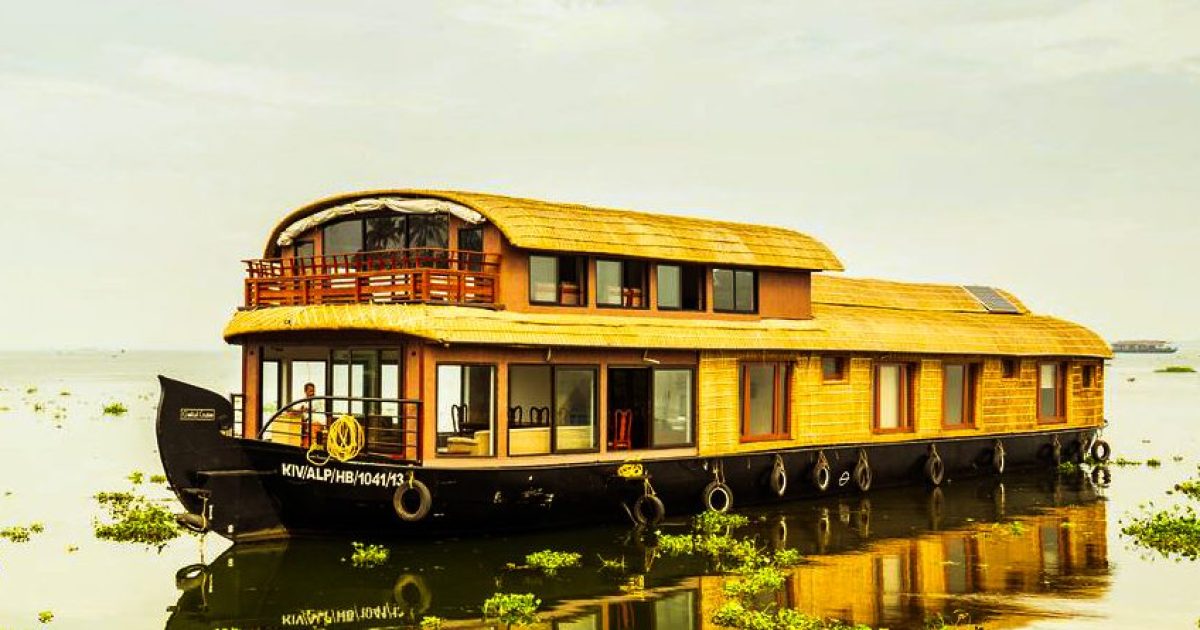 luxury Houseboat in Kerala