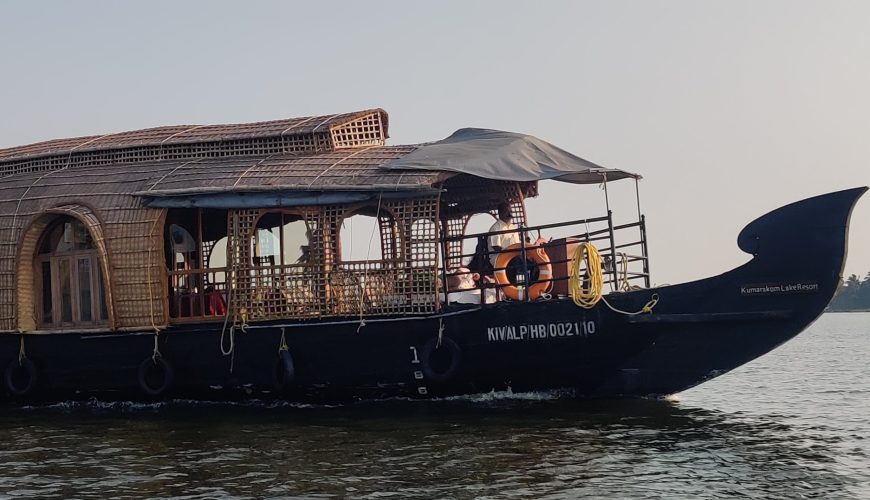 Lake Vembanad Luxury houseboats