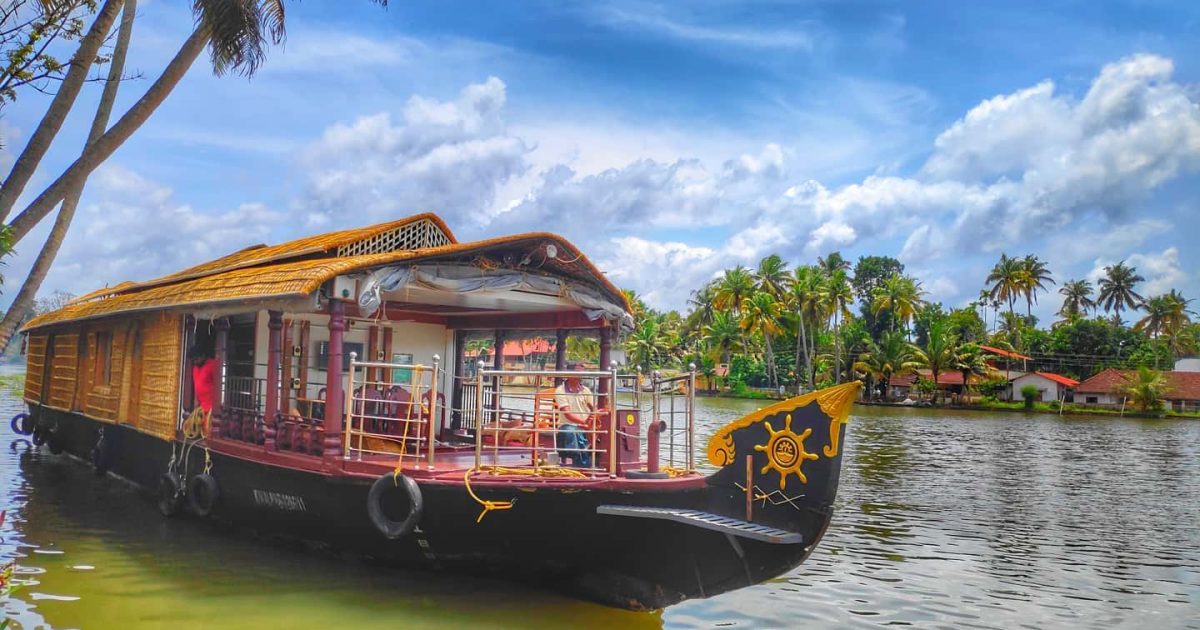 Best Houseboats Alleppey