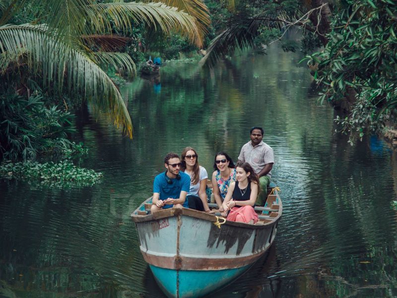 Alleppey Shikara Traveller Moments (1)