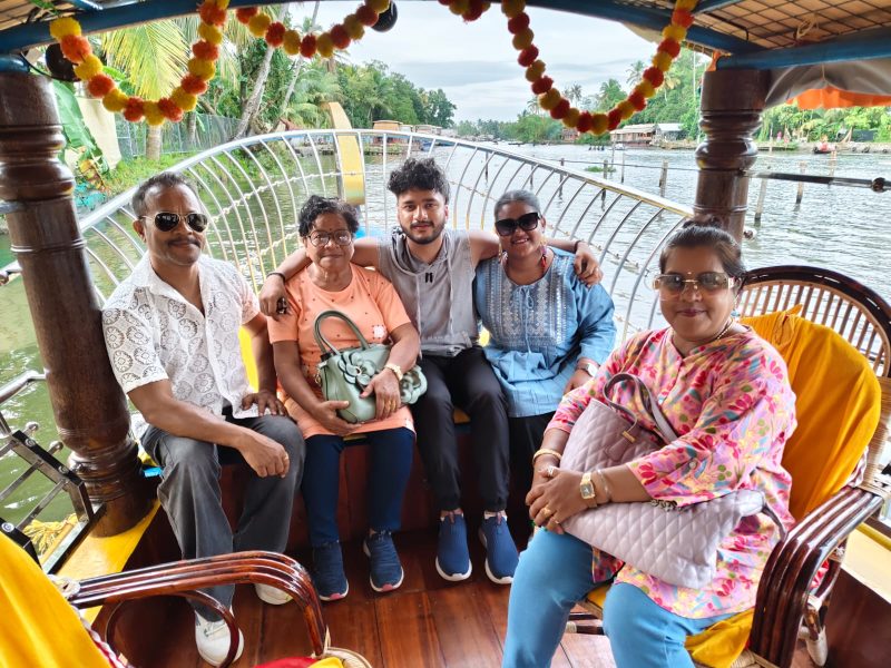 Shikara Cruise in Alleppey