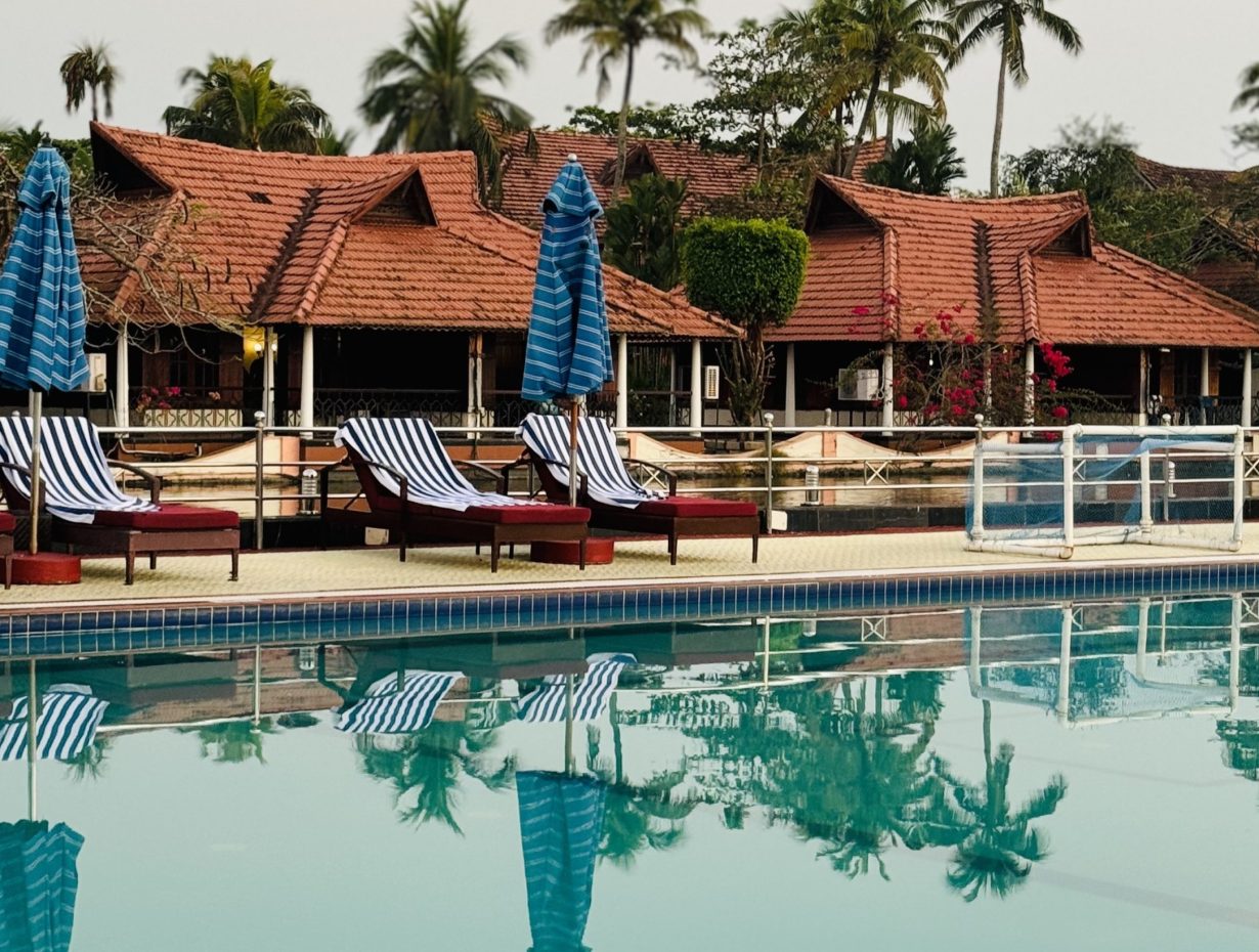 Lake Palace Pool