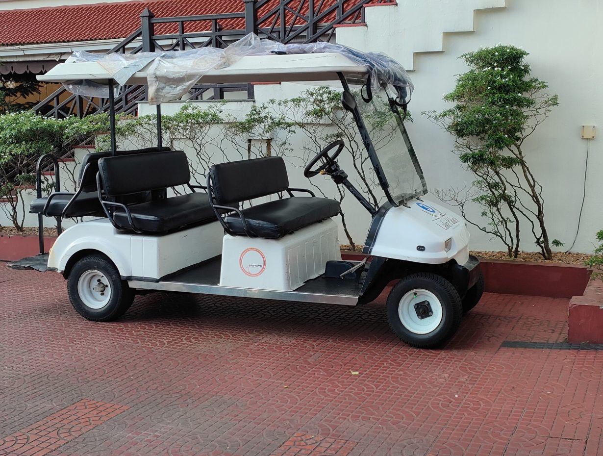 Golf Cart in Sterling Lake Palace Alappuzha - Sanchari Traveld & Activities