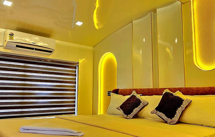 Five Bedrom Luxury Kerala Houseboat